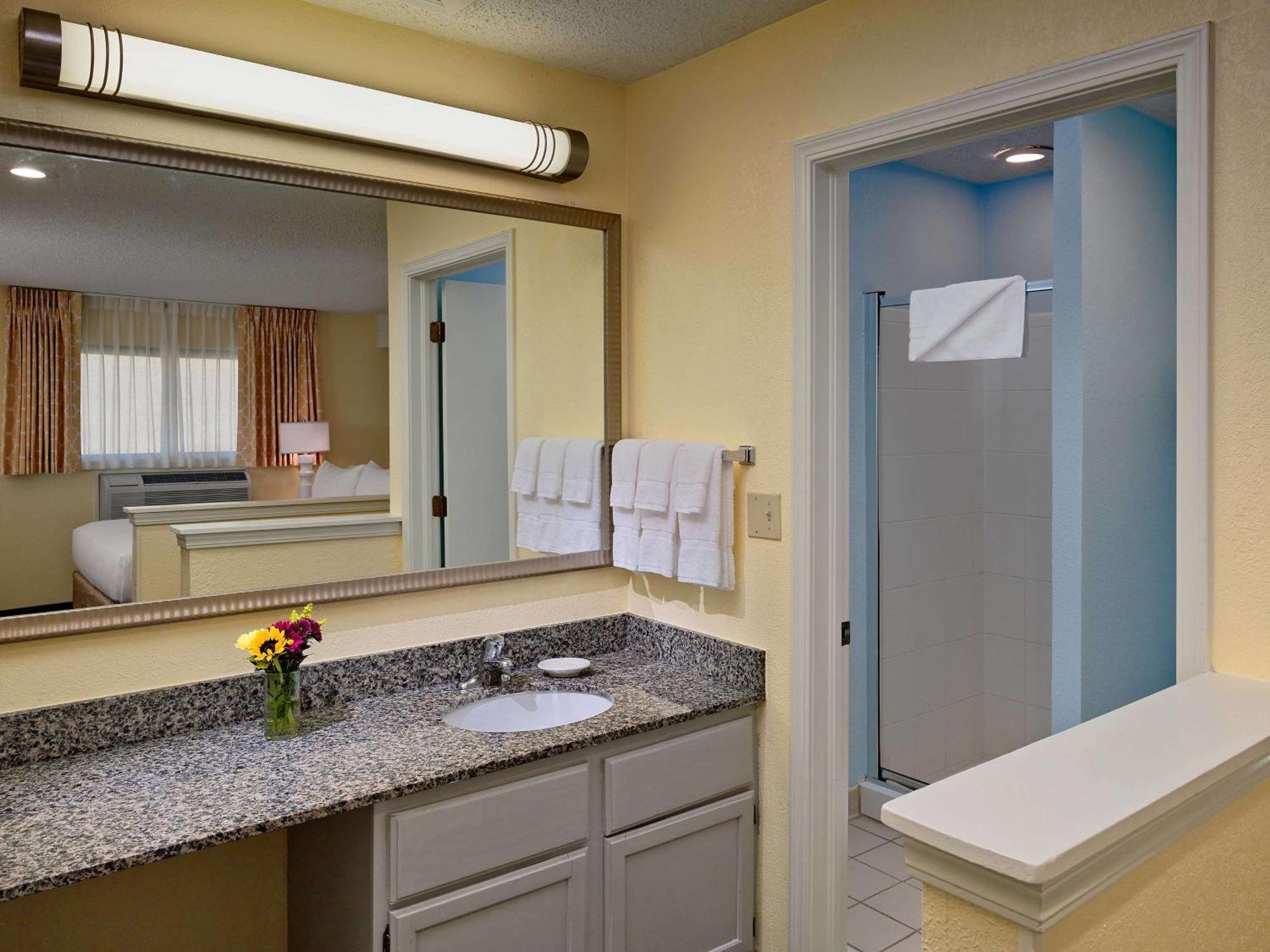 Sonesta Simply Suites Memphis East Poplar Pike Kültér fotó