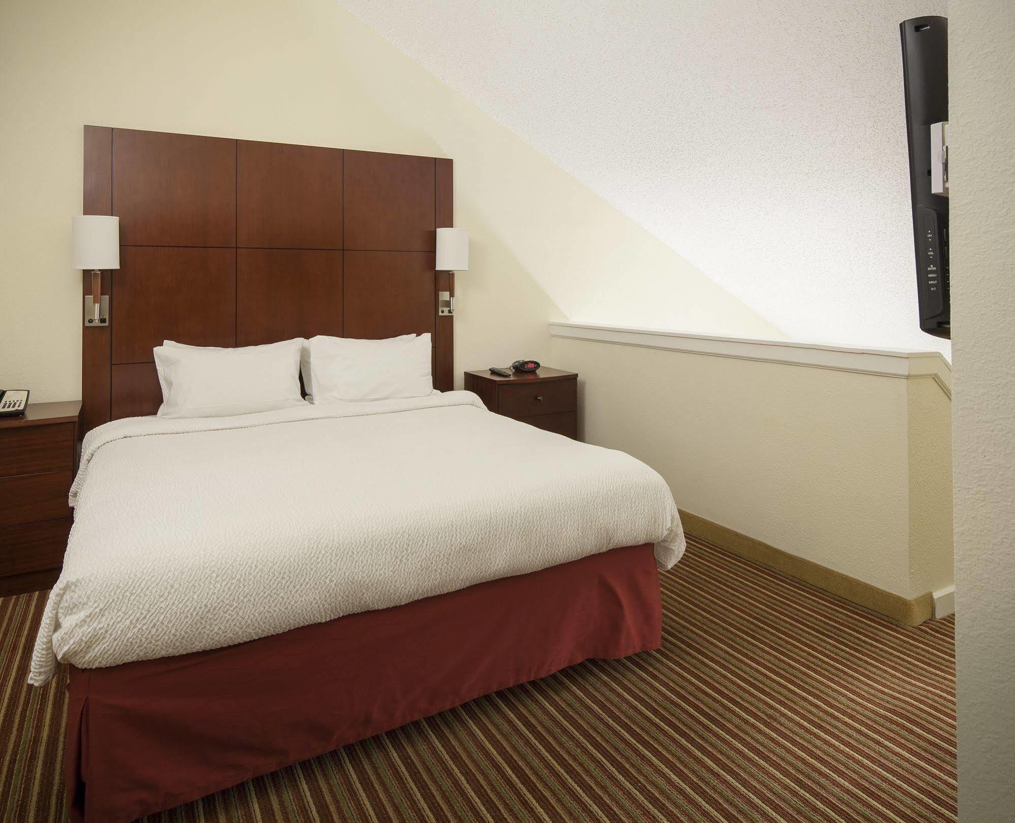 Sonesta Simply Suites Memphis East Poplar Pike Kültér fotó